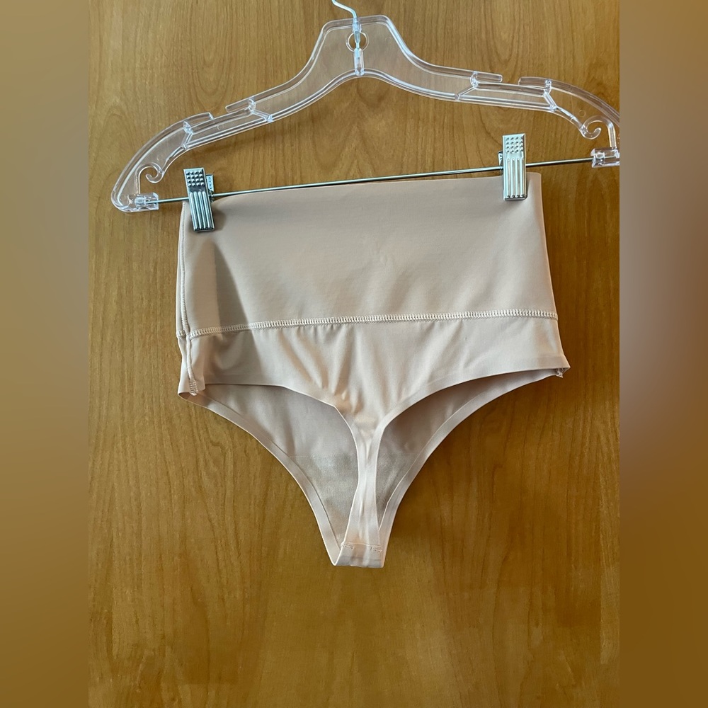 Tummy control thong